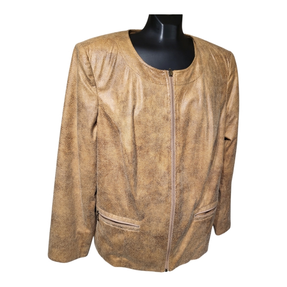 Subtle Animal Print Light Jacket